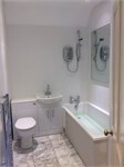 04 Fitted bathroom 3